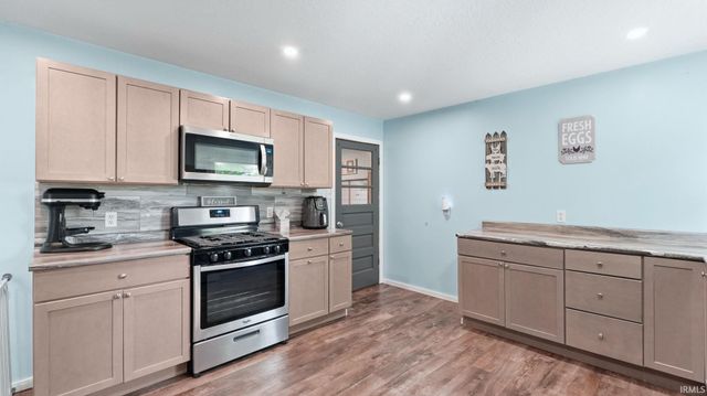 1524 Urban Avenue, Auburn, IN 46706