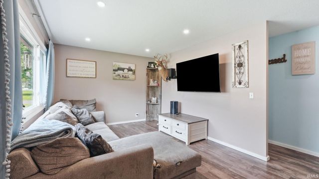 1524 Urban Avenue, Auburn, IN 46706