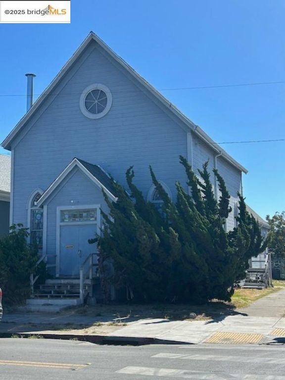 1700 84Th Ave, Oakland, CA 94621