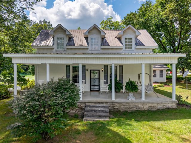 54 Warden Rd, Fayetteville, TN 37334