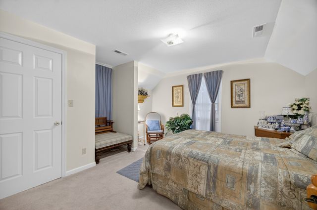 54 Warden Rd, Fayetteville, TN 37334