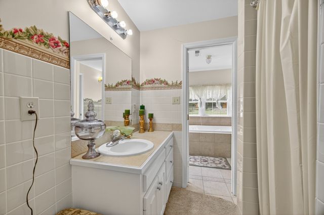 54 Warden Rd, Fayetteville, TN 37334