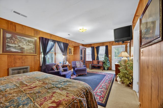 54 Warden Rd, Fayetteville, TN 37334