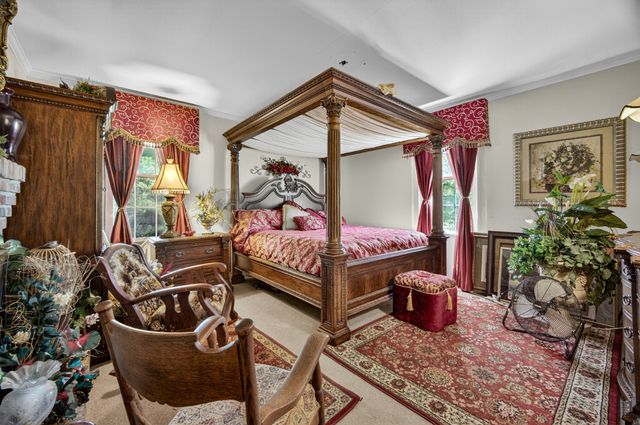 54 Warden Rd, Fayetteville, TN 37334