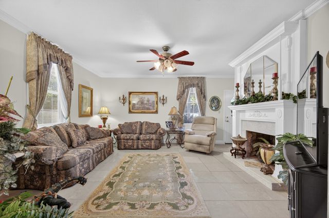 54 Warden Rd, Fayetteville, TN 37334