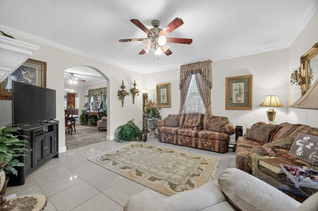 54 Warden Rd, Fayetteville, TN 37334