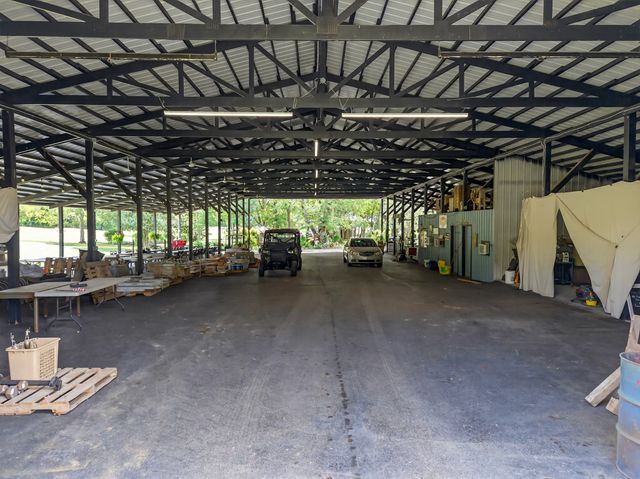 54 Warden Rd, Fayetteville, TN 37334