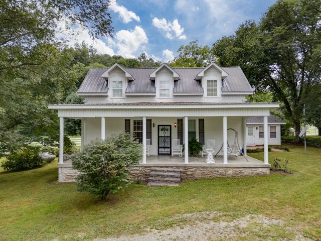 54 Warden Rd, Fayetteville, TN 37334