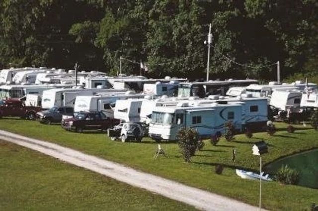 54 Warden Rd, Fayetteville, TN 37334