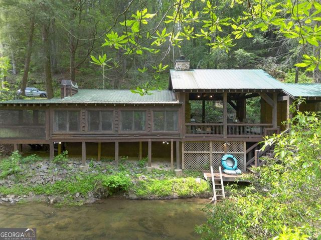 315 Fightingtown Drive, Blue Ridge, GA 30513