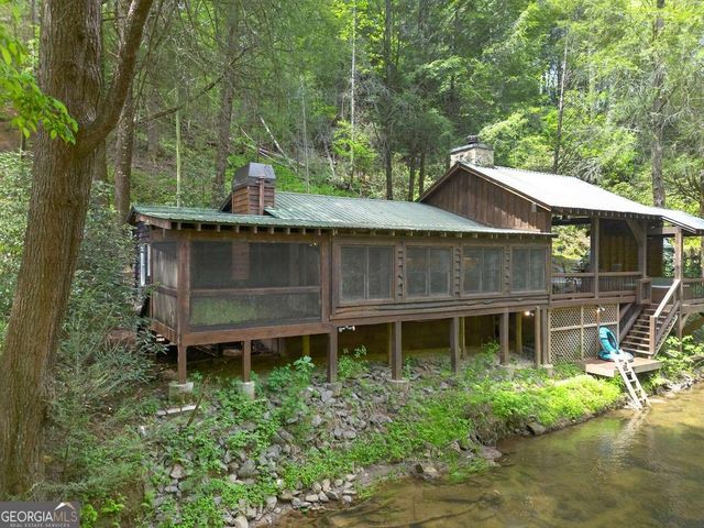 315 Fightingtown Drive, Blue Ridge, GA 30513