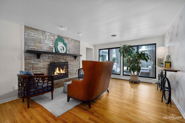 2300 Kaneville Road, Geneva, IL 60134