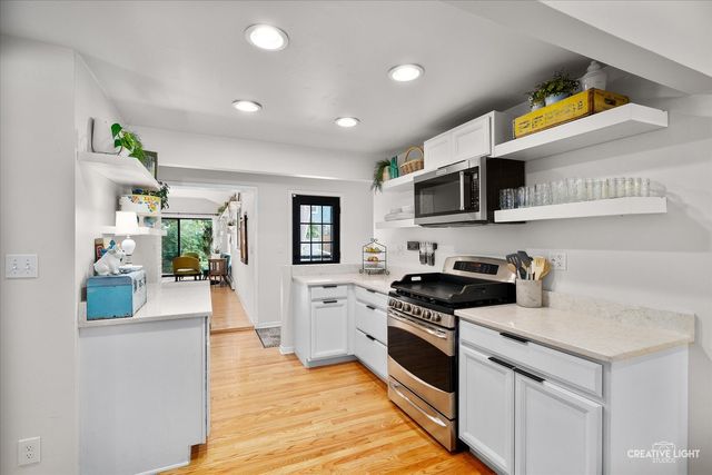 2300 Kaneville Road, Geneva, IL 60134