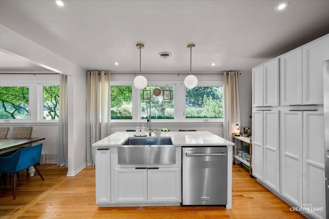 2300 Kaneville Road, Geneva, IL 60134