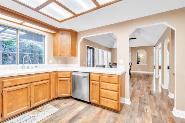 1810 American River Trl, Cool, CA 95614