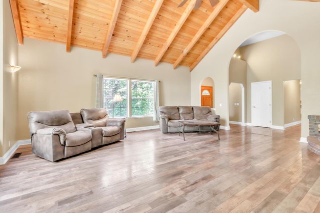 1810 American River Trl, Cool, CA 95614