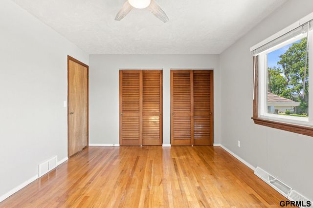 1003 Birchcrest Road, Bellevue, NE 68005