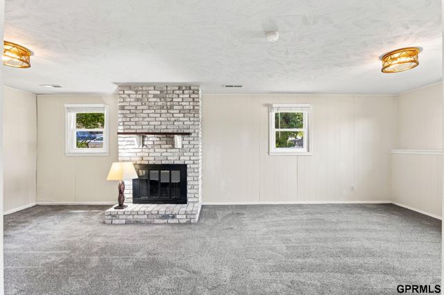 1003 Birchcrest Road, Bellevue, NE 68005