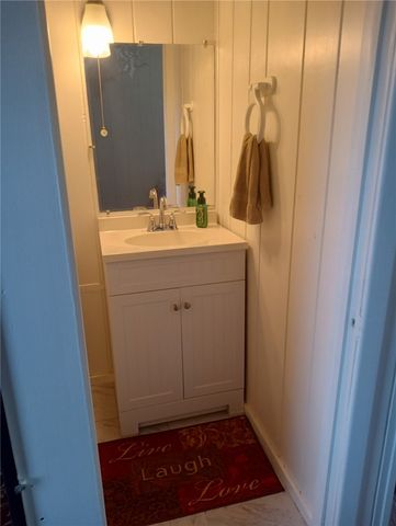 201 Bernstein Ave, Canonsburg, PA 15317