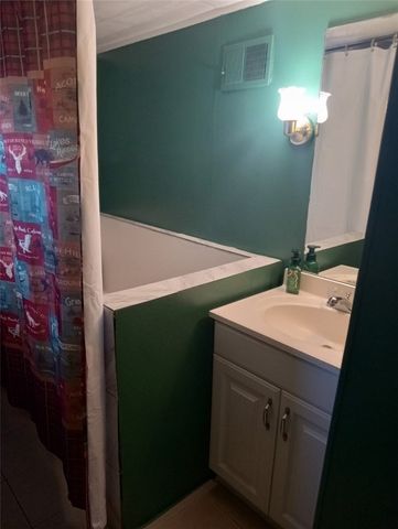 201 Bernstein Ave, Canonsburg, PA 15317