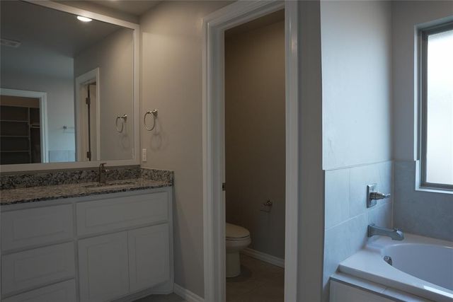 5216 Bing Circle, Edmond, OK 73034