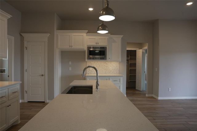 5216 Bing Circle, Edmond, OK 73034