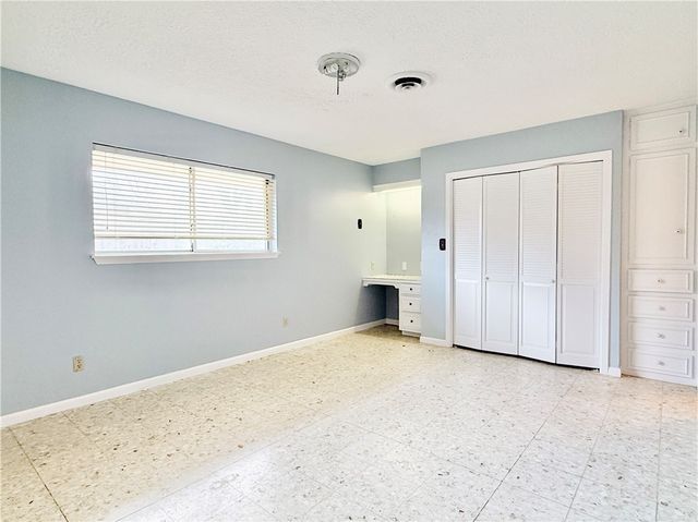 134 Markham Pl, Portland, TX 78374