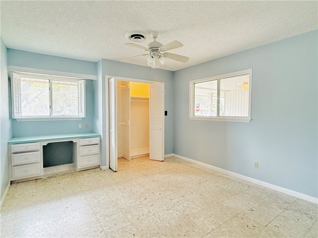 134 Markham Pl, Portland, TX 78374