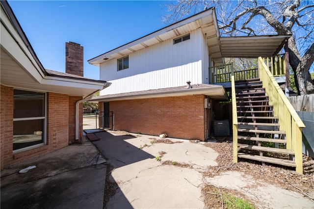 134 Markham Pl, Portland, TX 78374
