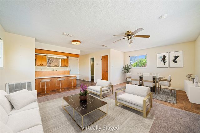 134 Markham Pl, Portland, TX 78374