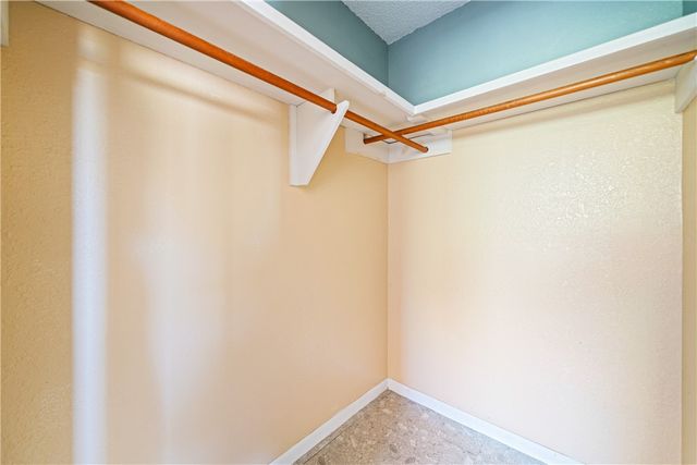 134 Markham Pl, Portland, TX 78374