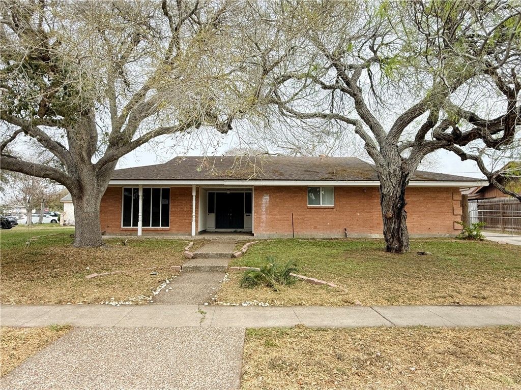 134 Markham Pl, Portland, TX 78374