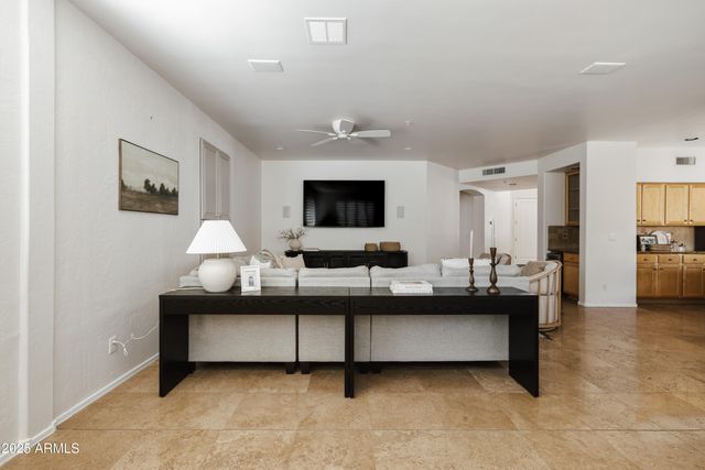 7336 E RUSTLING Pass, Scottsdale, AZ 85255