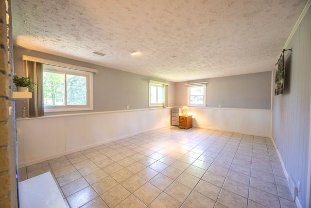 22 Putting Green Lane, Perinton, NY 14526