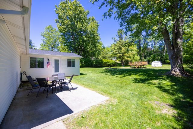 22 Putting Green Lane, Perinton, NY 14526