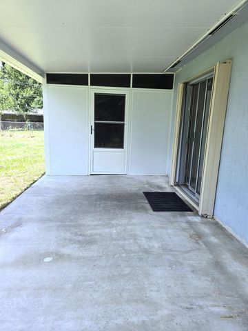 582 NW Sherbrooke Avenue, Port St. Lucie, Port St Lucie, FL 34983