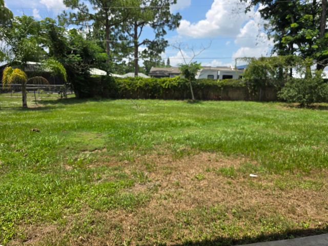 582 NW Sherbrooke Avenue, Port St. Lucie, Port St Lucie, FL 34983