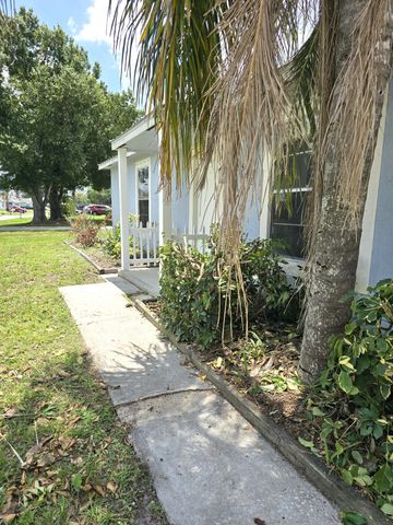 582 NW Sherbrooke Avenue, Port St. Lucie, Port St Lucie, FL 34983