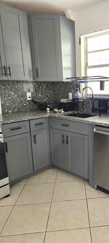 582 NW Sherbrooke Avenue, Port St. Lucie, Port St Lucie, FL 34983