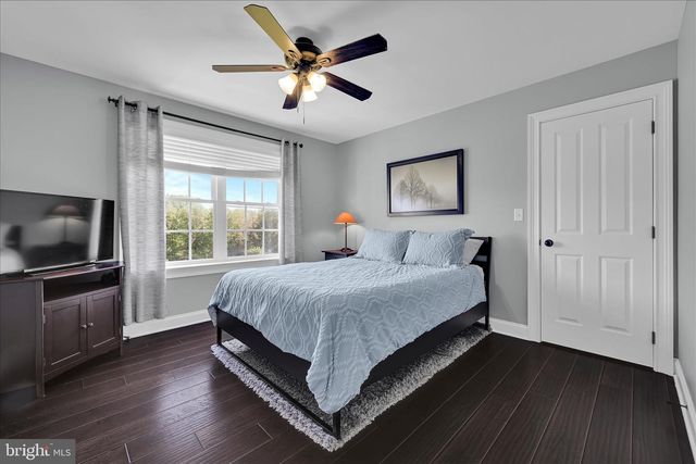 678 INTEGRITY DR, Lititz, PA 17543