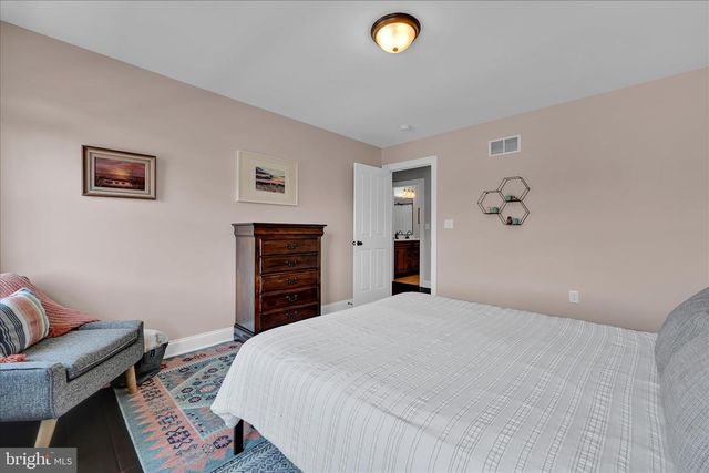 678 INTEGRITY DR, Lititz, PA 17543