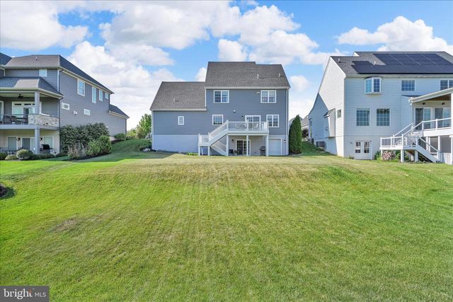 678 INTEGRITY DR, Lititz, PA 17543