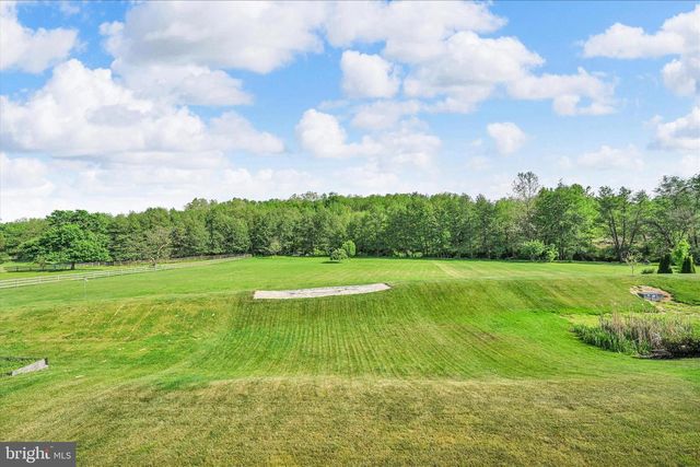 678 INTEGRITY DR, Lititz, PA 17543