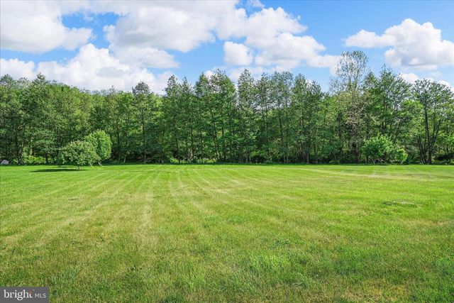 678 INTEGRITY DR, Lititz, PA 17543
