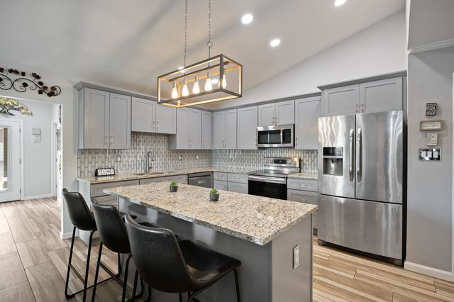 451 Whitney Street, Cedar Hill, TX 75104