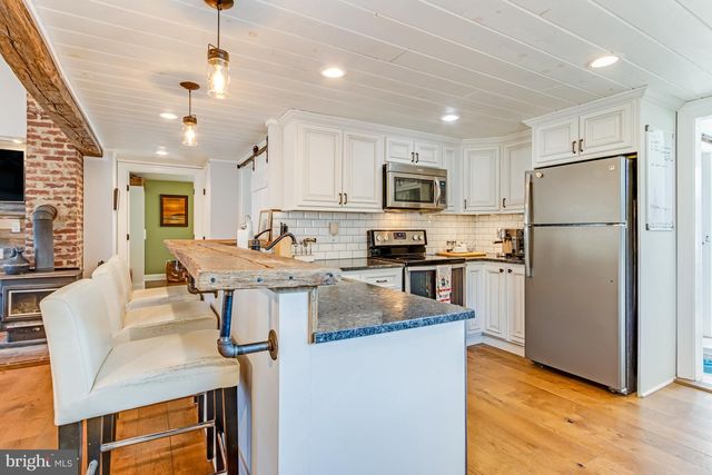 304 HOLLAND ST, Milton, DE 19968