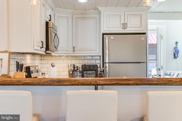 304 HOLLAND ST, Milton, DE 19968