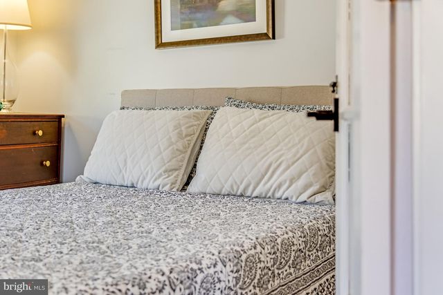 304 HOLLAND ST, Milton, DE 19968