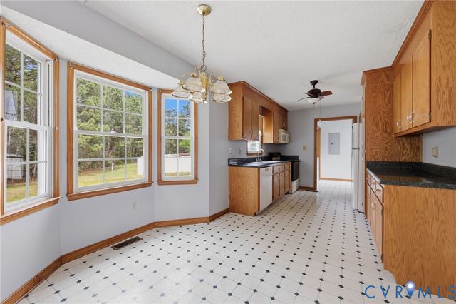 7208 Brandon Ln, Prince George, VA 23875