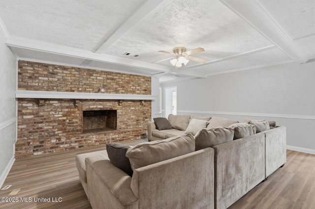 576 Woodson Drive, Jackson, MS 39206